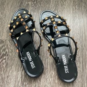 Steve Madden Steer Flat Jelly Sandals 